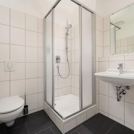 Campuszwei Komfortable Doppelzimmer & Mit Kueche Zentral In Ideal Fuer Business & Langzeitaufenthalte 24h Check In Bis 14 Jahre Uebernachten Kostenlos Hotel Ludwigsburg