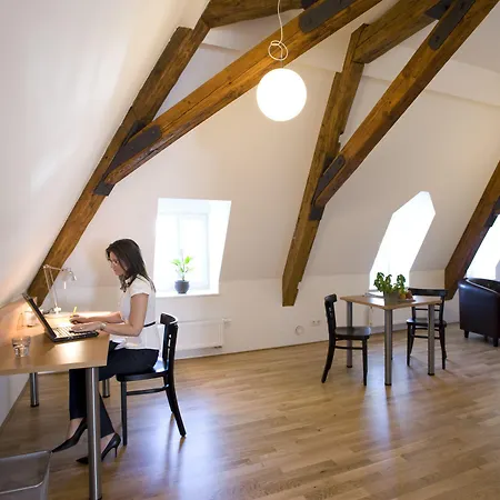 Campuszwei Komfortable Doppelzimmer & Mit Kueche Zentral In Ideal Fuer Business & Langzeitaufenthalte 24h Check In Bis 14 Jahre Uebernachten Kostenlos Ludwigsburg