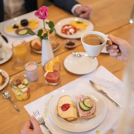 酒店 Campuszwei Komfortable Doppelzimmer & Mit Kueche Zentral In Ideal Fuer Business & Langzeitaufenthalte 24h Check In Bis 14 Jahre Uebernachten Kostenlos 路德维希堡