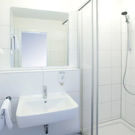 Campuszwei Komfortable Doppelzimmer & Mit Kueche Zentral In Ideal Fuer Business & Langzeitaufenthalte 24h Check In Bis 14 Jahre Uebernachten Kostenlos 路德维希堡