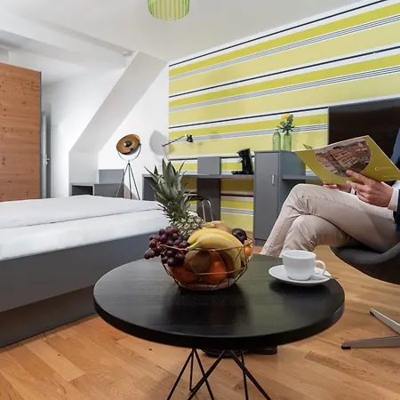 Campuszwei Komfortable Doppelzimmer & Mit Kueche Zentral In Ideal Fuer Business & Langzeitaufenthalte 24h Check In Bis 14 Jahre Uebernachten Kostenlos Hotel